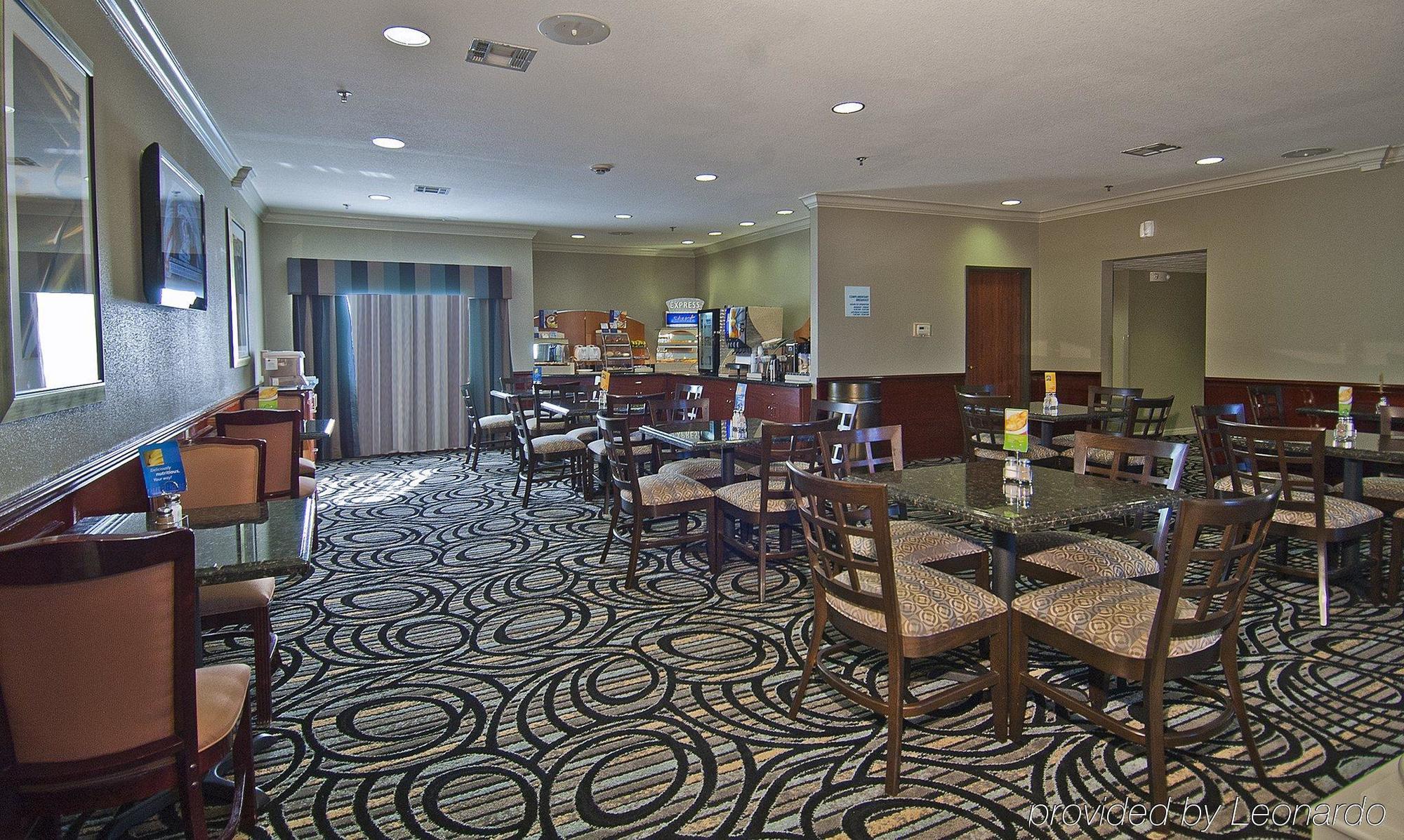 Holiday Inn Express Hotel And Suites Lake Charles, An Ihg Hotel Restaurant photo