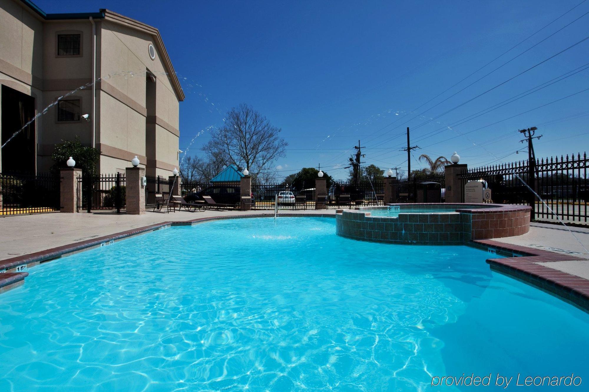 Holiday Inn Express Hotel And Suites Lake Charles, An Ihg Hotel Facilities photo